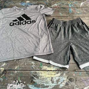 Boys Adidas Shirt & Shorts, Size Large Youth